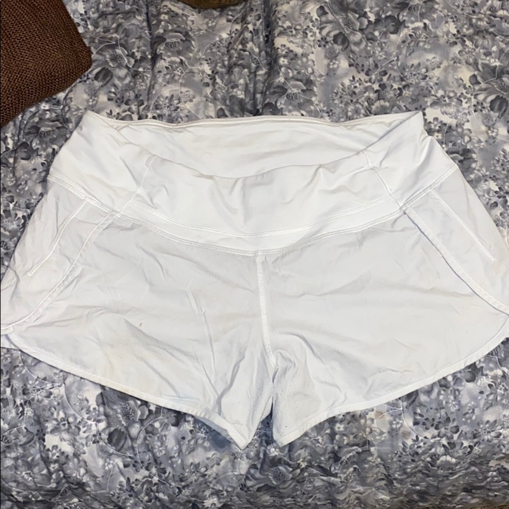 Lululemon Speed-Up shorts